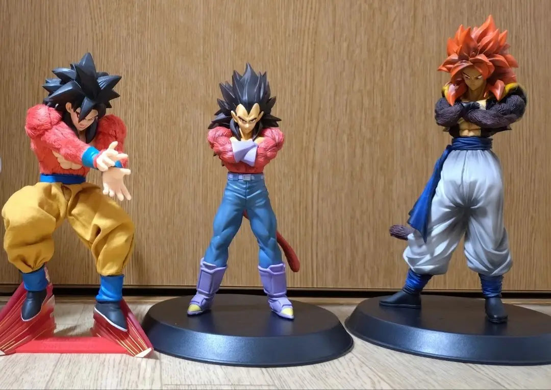 Figura de Dragon Ball Super Saiyan 4, set de 3 piezas