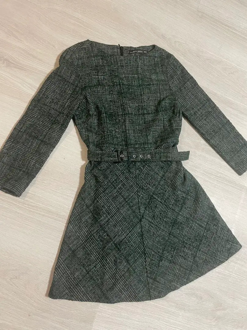 ZARA MUJER ZARA MUJER Vestido de tweed con cinturón