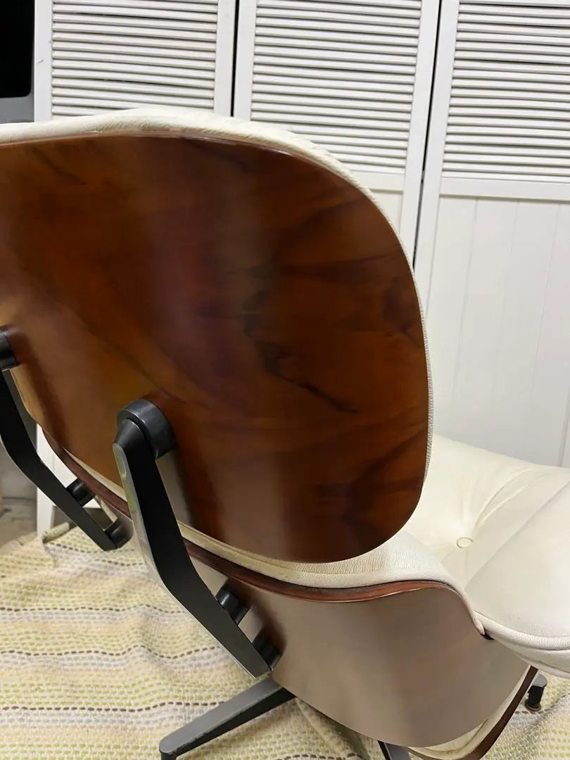 Shipping included! Eames Lounge Chair White with Ottoman Reproduction