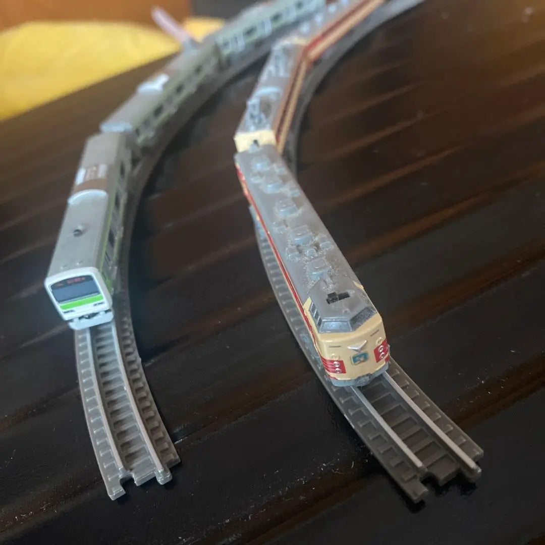 ZZTrain Rail Set: The world's smallest automatic railway model