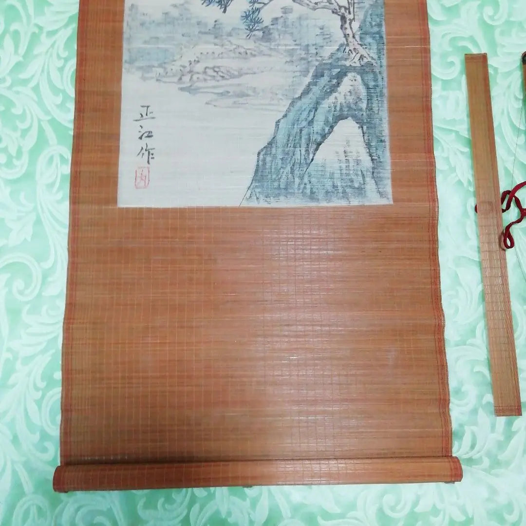 Chinese Crafts Bamboo Cloth Painting Scrolls Made by Masae