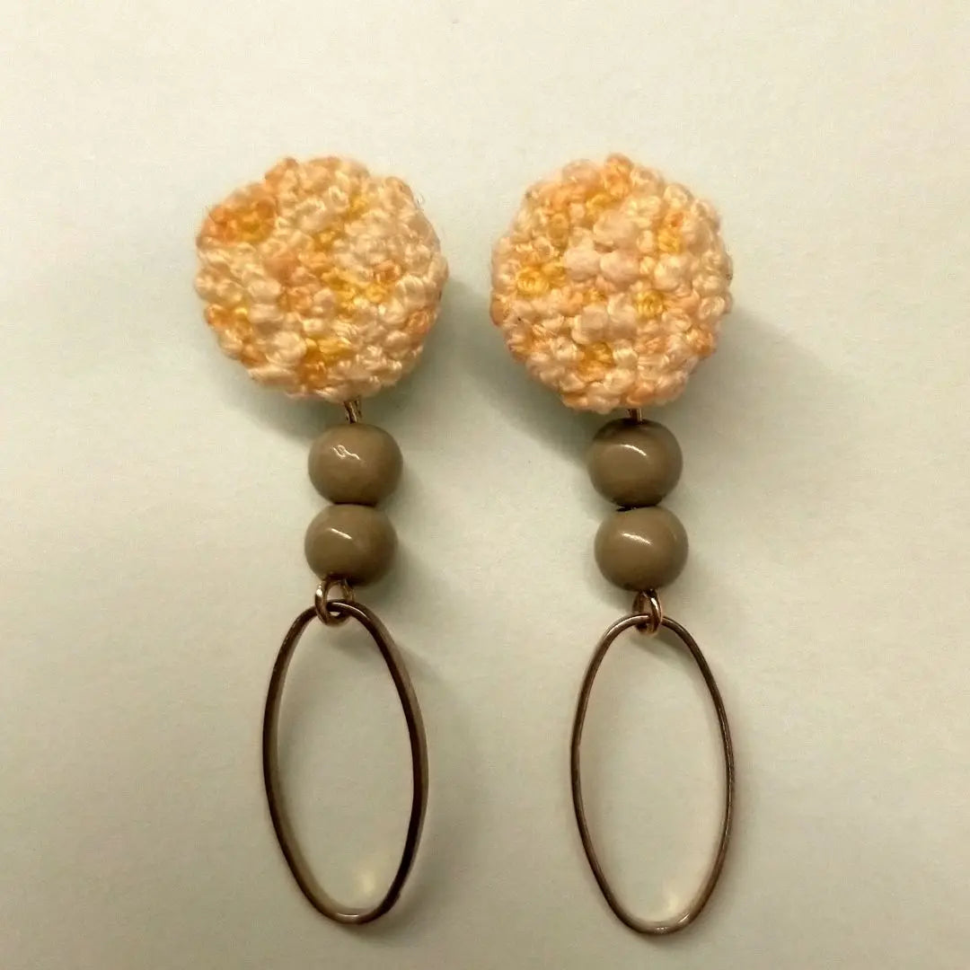 Handmade earrings, mimosa