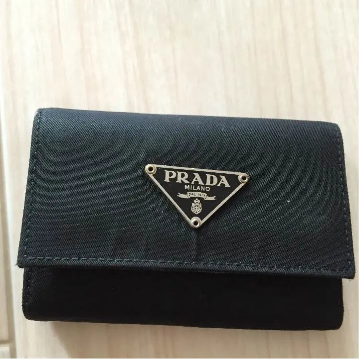 ★ ¡Con un juego de Prada/estuche para llaves y estuche para pañuelos! ★ | ★プラダ/キーケース&amp;ティッシュケースのセットで！★