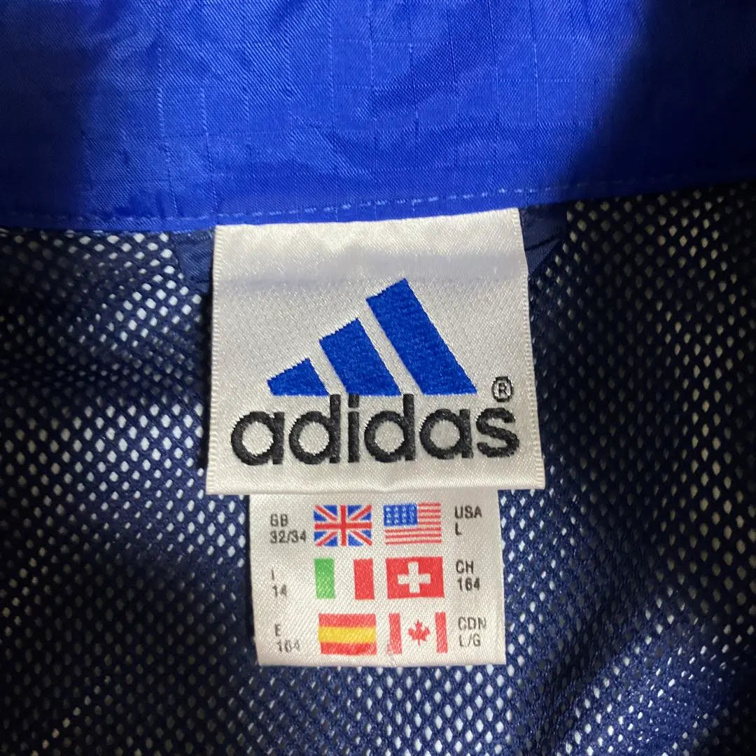 adidas nylon zip-up jacket 90s L size Universal tag