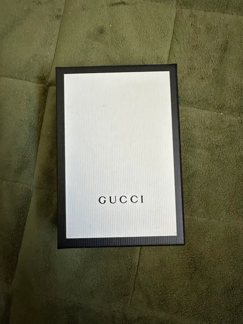 Estuche para llaves de cuero negro GUCCI | GUCCI ブラックレザーキーケース