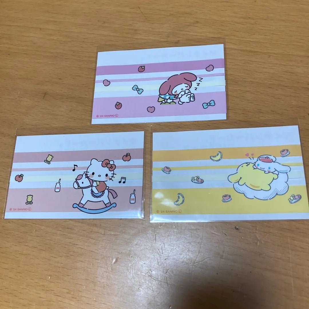 Estuche transparente para tarjetas Myna de Sanrio, juego de 3