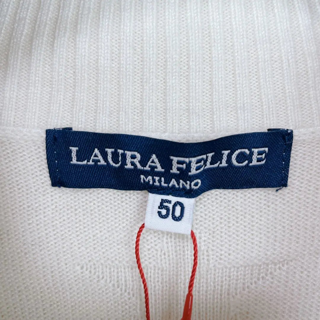 [New, unused Laura] ★ High-neck sweater with a line design with a patterned pattern, size 50