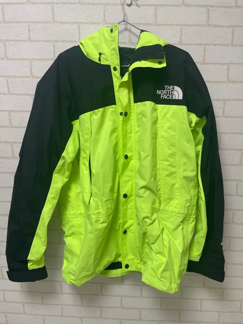 THE NORTH FACE Fluorescent Yellow Jacket XL