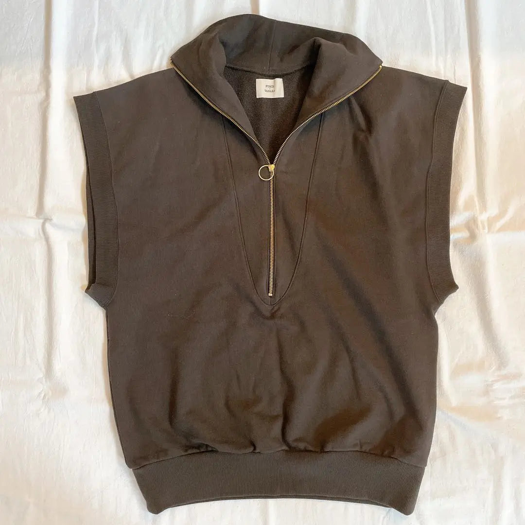 FUMIE=TANAKA Half Zip Sweat Vest