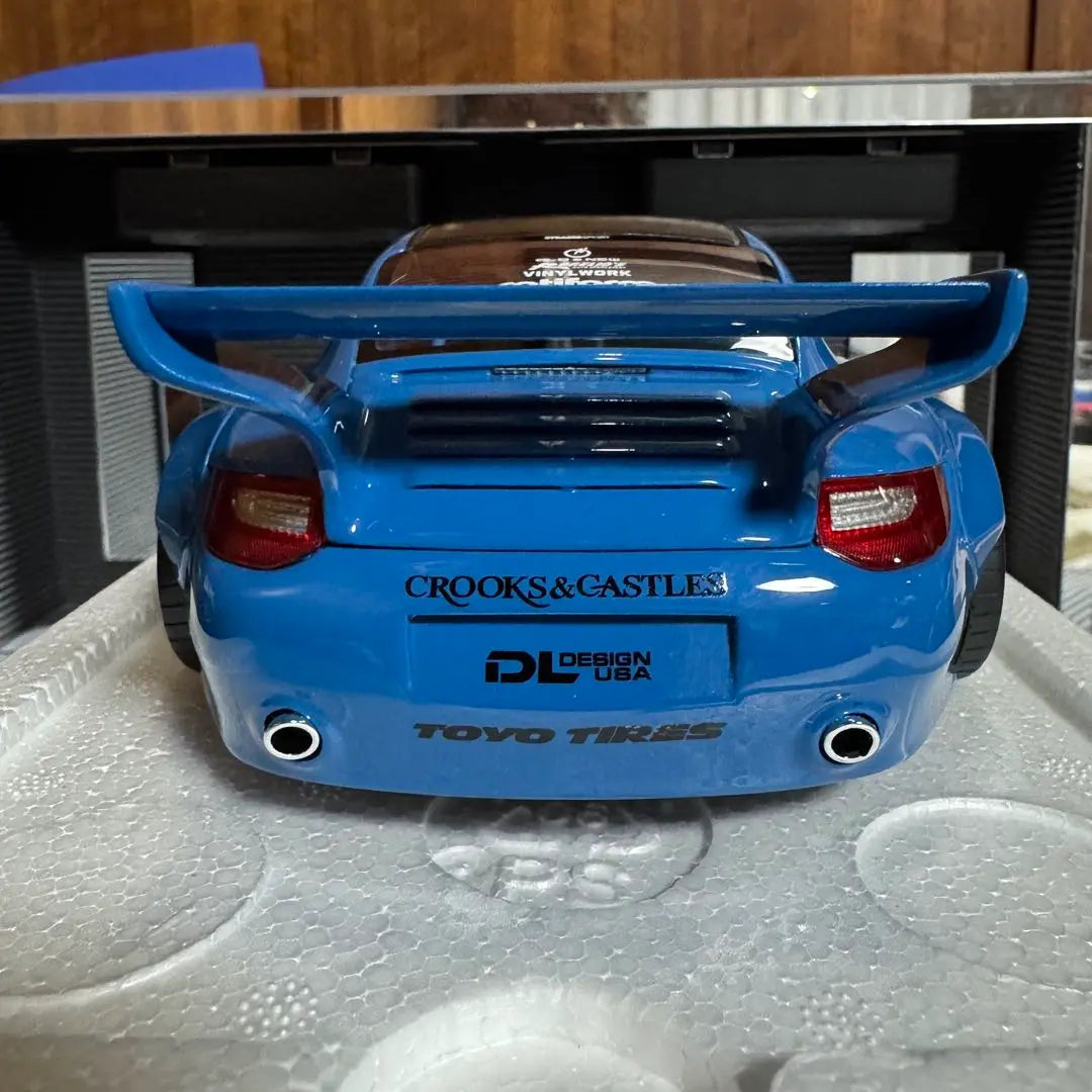 Undisplayed item GT Spirit 1/18 Porsche 911