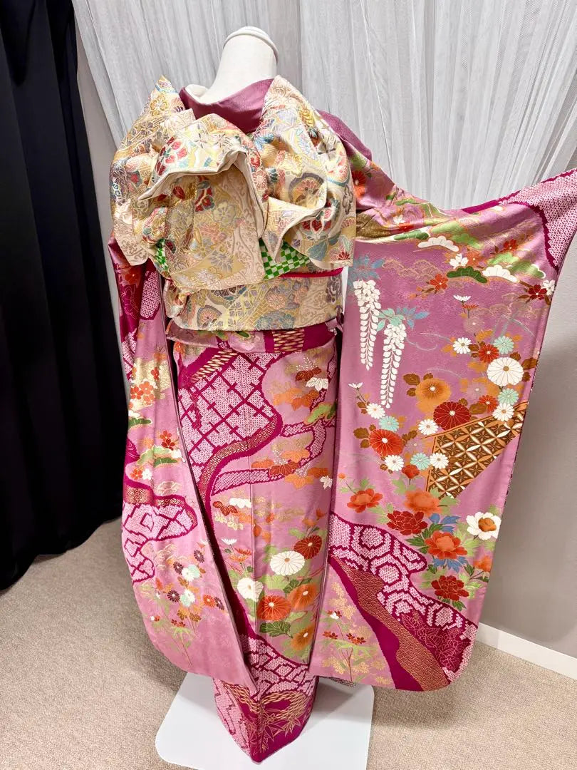 Luxurious, gorgeous, pure silk furisode set, tall size, sleeve length 70.5cm, around 168cm