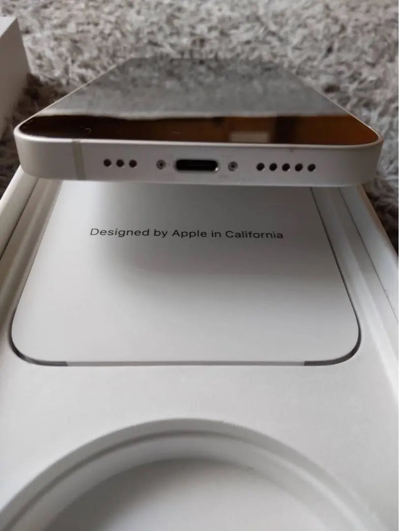 Apple iPhone 13 white 128GB body