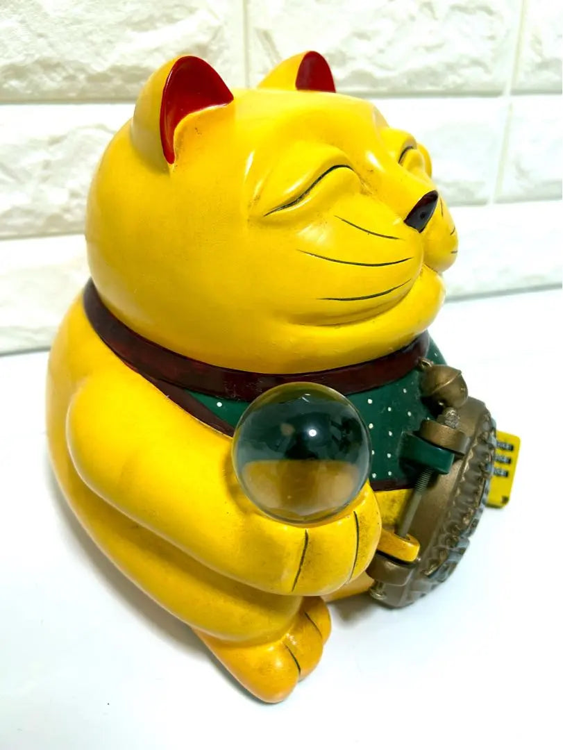 [Good Luck] Maneki Neko - Improve your luck Interior 28cm Yellow with crystal