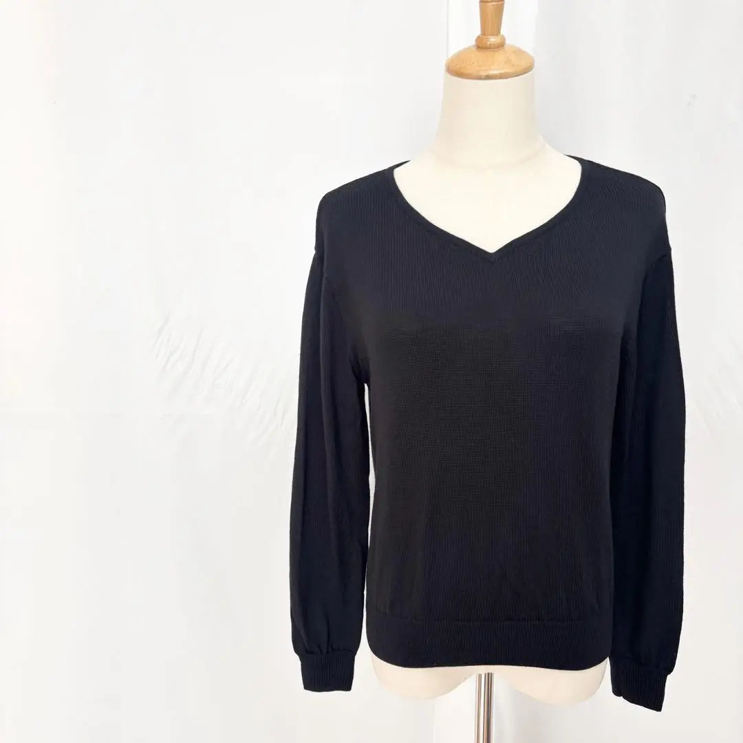 [Good condition] Indivi Long Sleeve Knit Sweater V-neck Wool Black M | 【美品】インディヴィ 長袖 ニットセーター Vネック ウール ブラック M