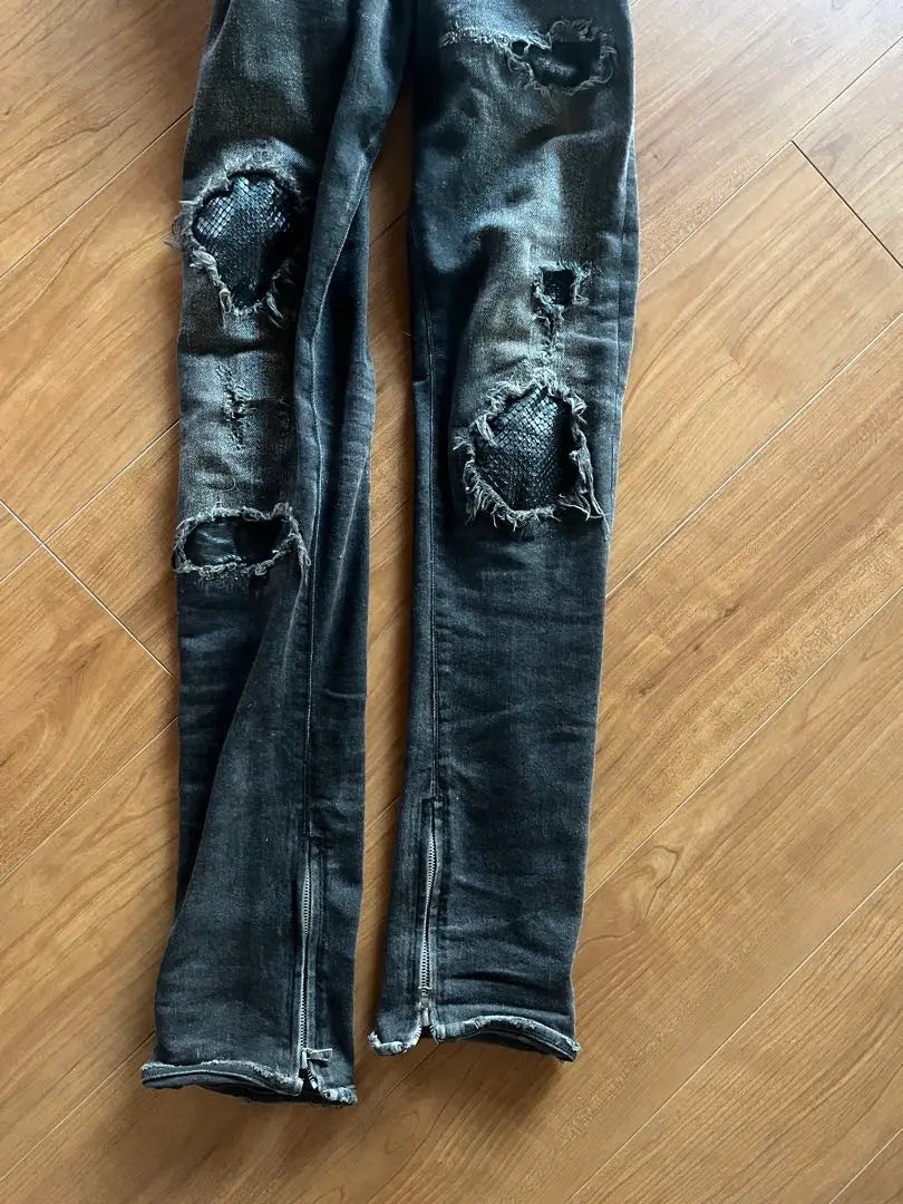 BACKBONE Damaged Denim Pants Made in Japan