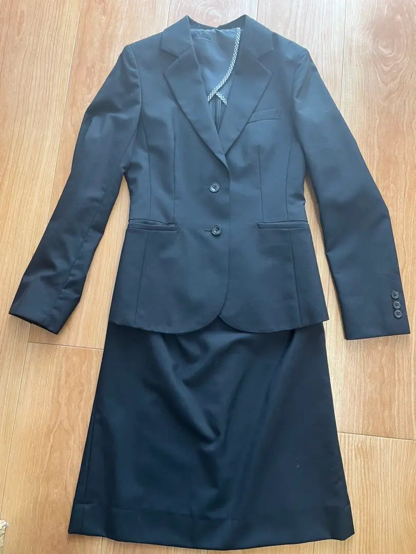 Job hunting suit | 就活用スーツ