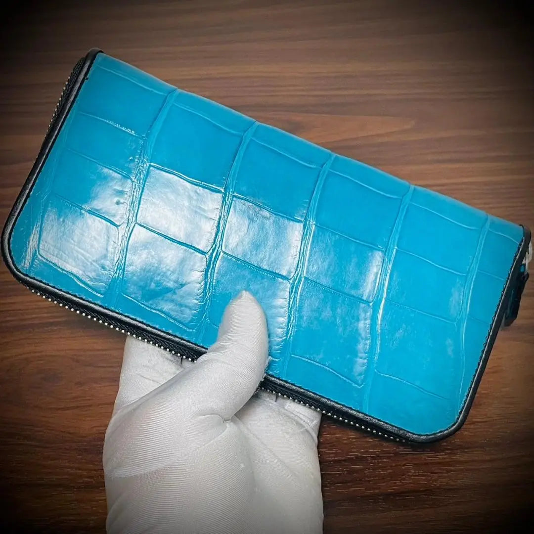 Shining Crocodile Long Wallet with Certificate Large Capacity Turquoise Photograph ①