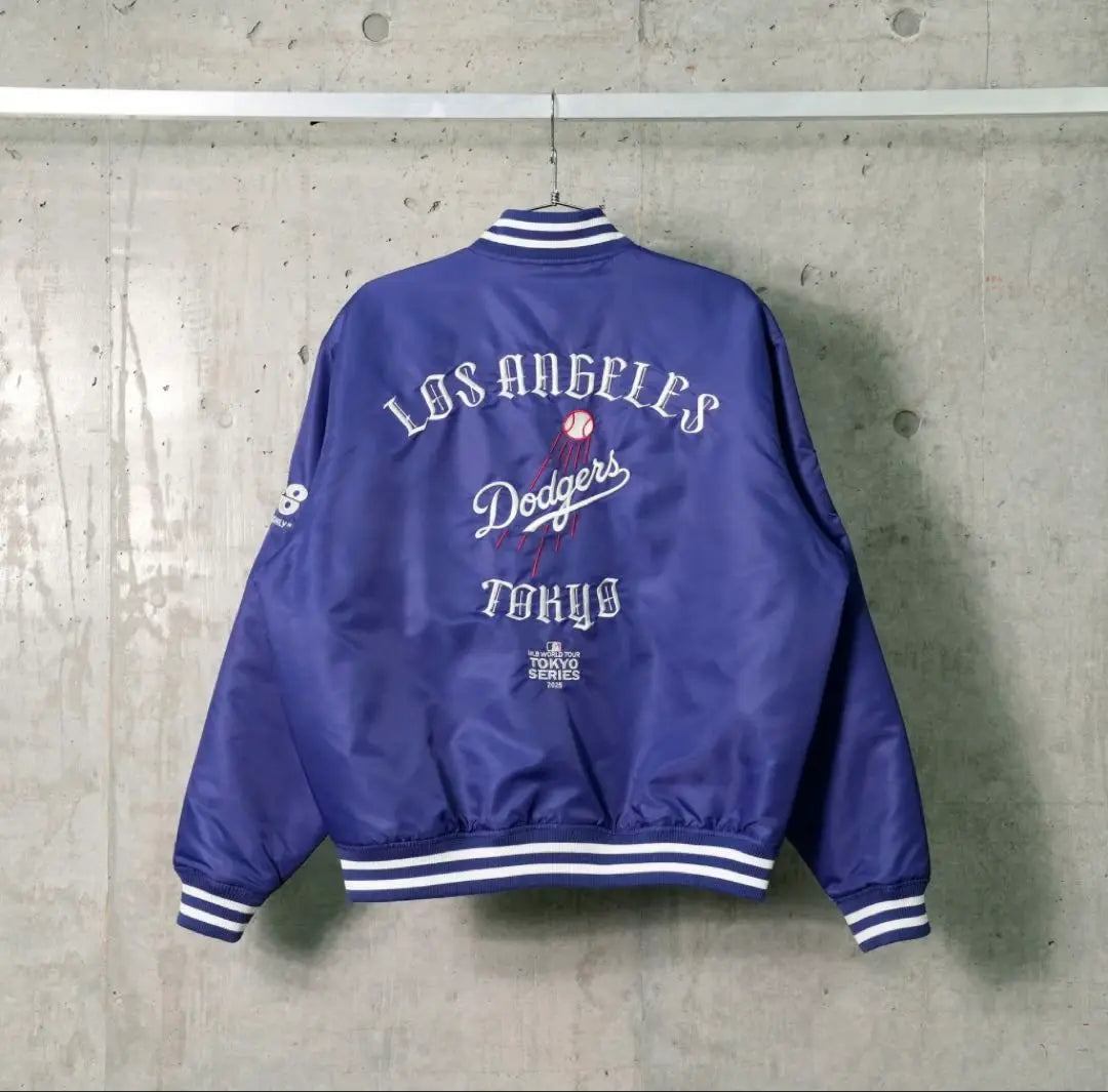 [New and unused] MLB Dodgers GR8 Varsity Jacket L Size Blue