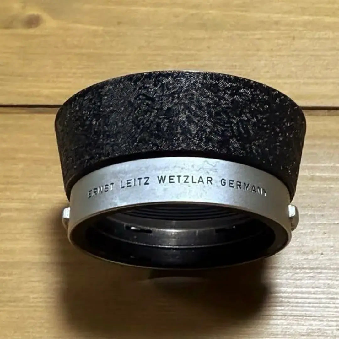 LEICA XOOIM Zumilux 50mm Lens Hood Lady