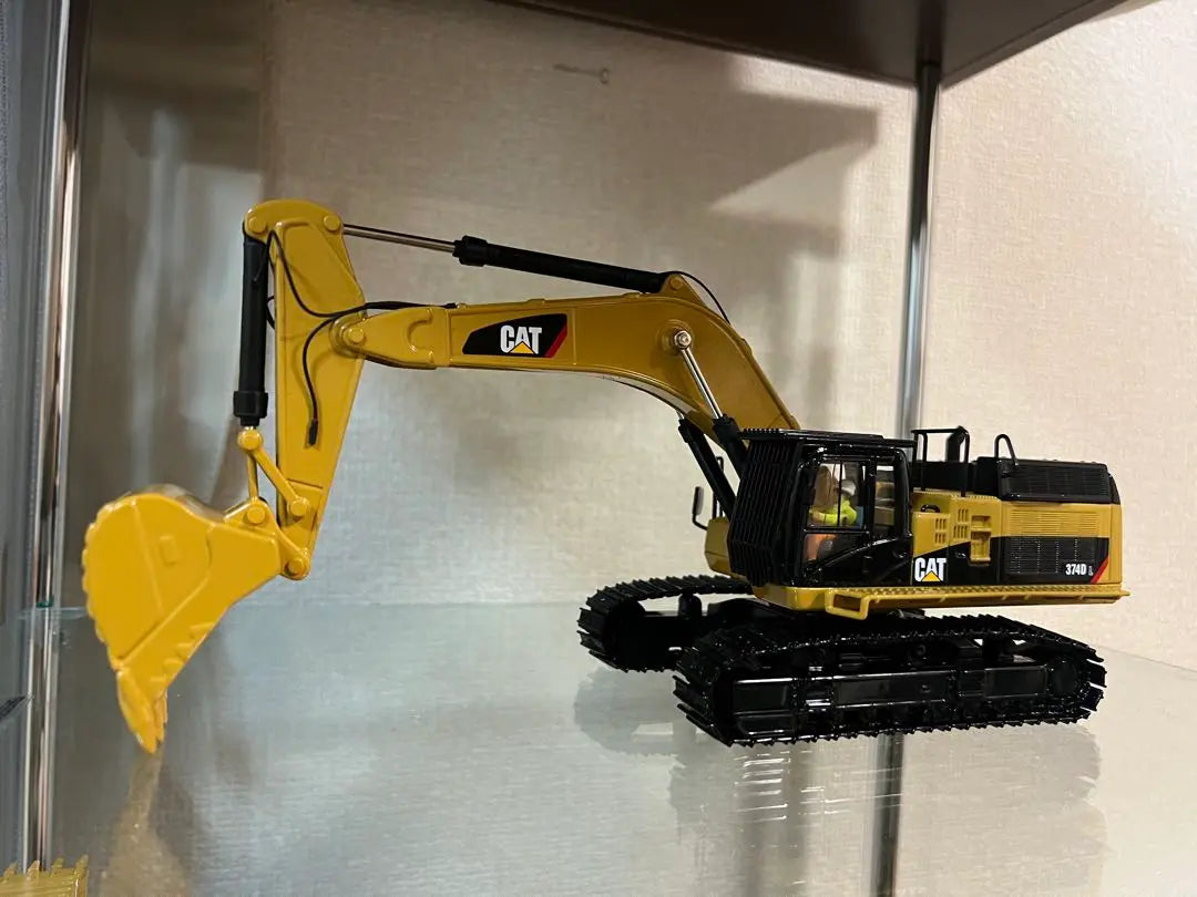 CAT 1/50 374DL Die-cast Master Construction Machinery Heavy Machinery