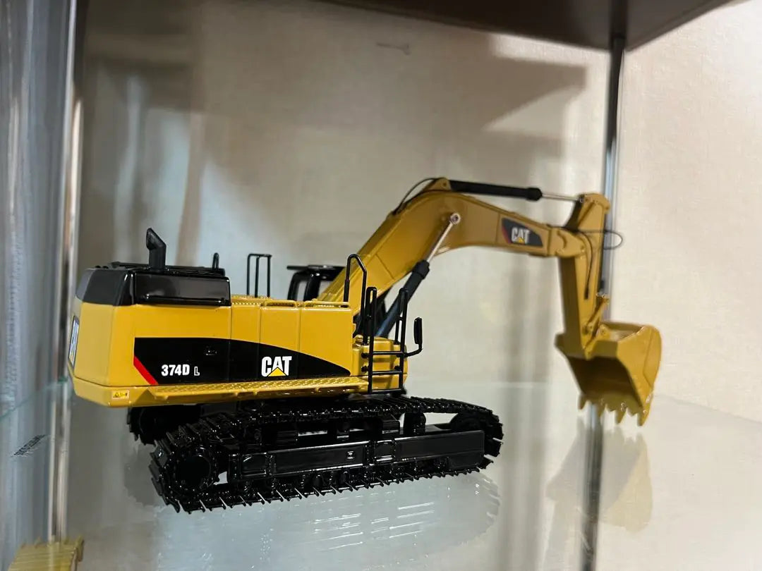 CAT 1/50 374DL Die-cast Master Construction Machinery Heavy Machinery