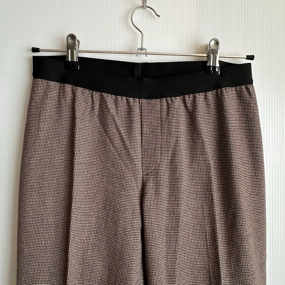 b642 Jiyuku ward pants for women size 38 all-over pattern