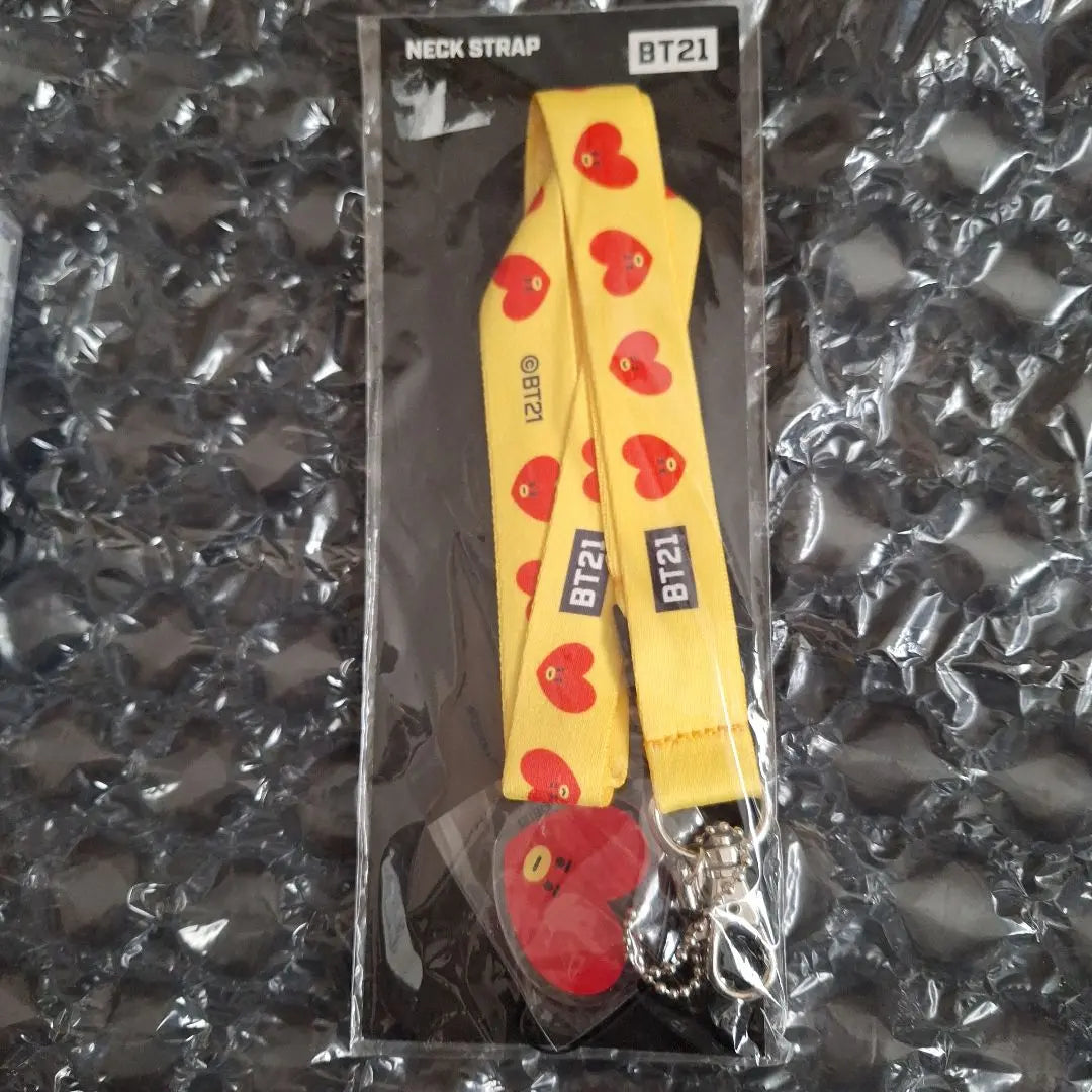 BT21 TATA Neck Strap Yellow