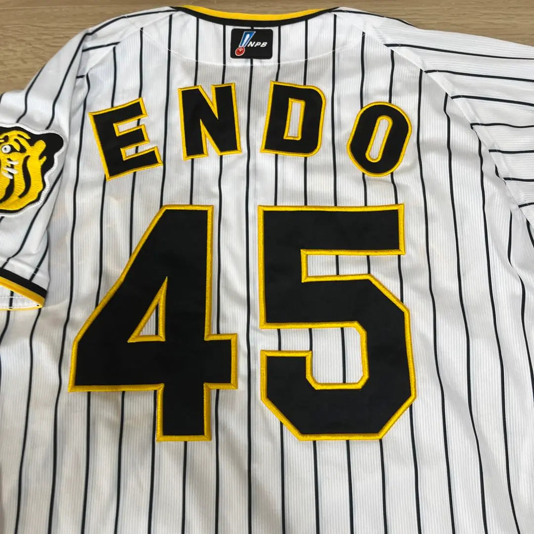 Hanshin Tigers Endo Procole Home Uniform