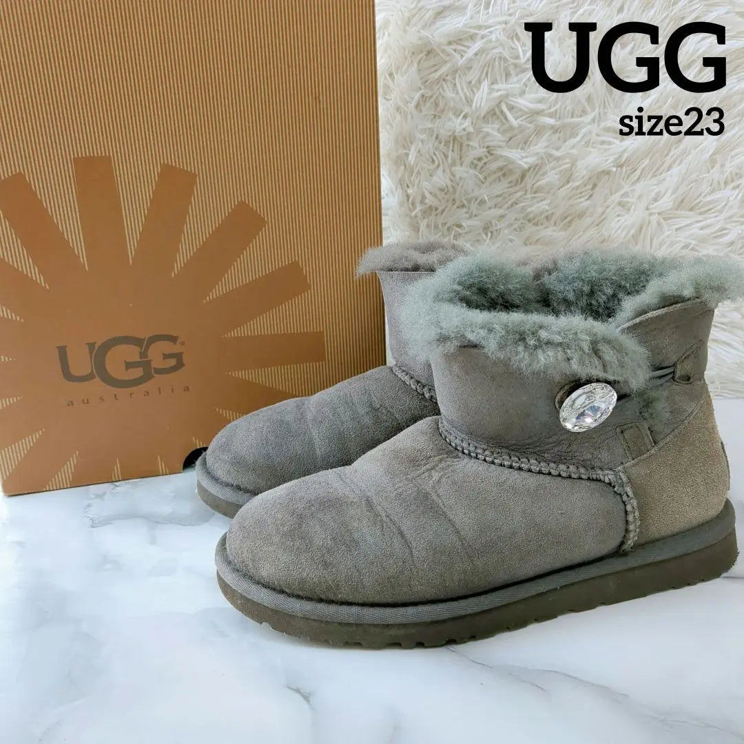 Botas UGG Agu Swarovsky Mouton Mini Bore Gris Caja de 23cm | UGG アグ スワロフスキー ムートンブーツ ミニ ボア グレー 23cm 箱付