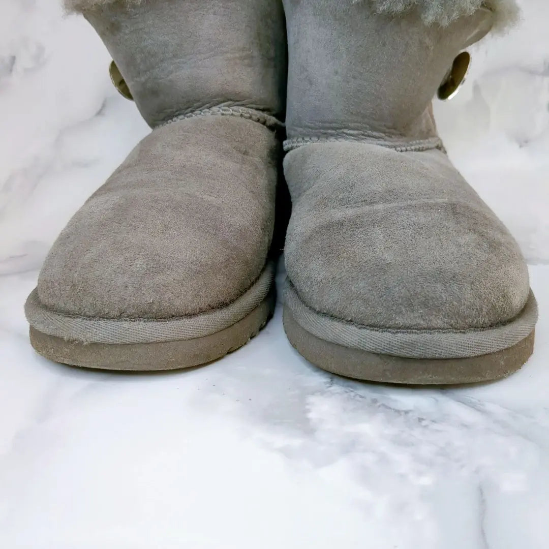 Botas UGG Agu Swarovsky Mouton Mini Bore Gris Caja de 23cm | UGG アグ スワロフスキー ムートンブーツ ミニ ボア グレー 23cm 箱付