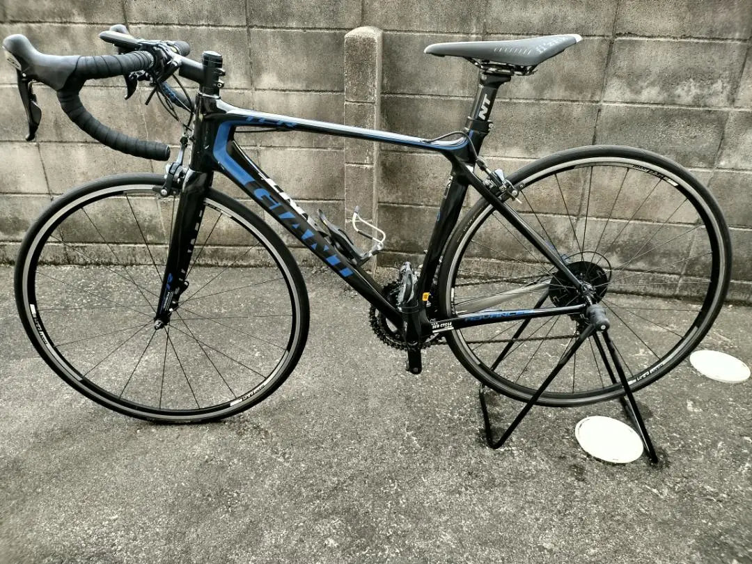 [Final price reduction] Road bike Giant TCR Advanced2 2012 model