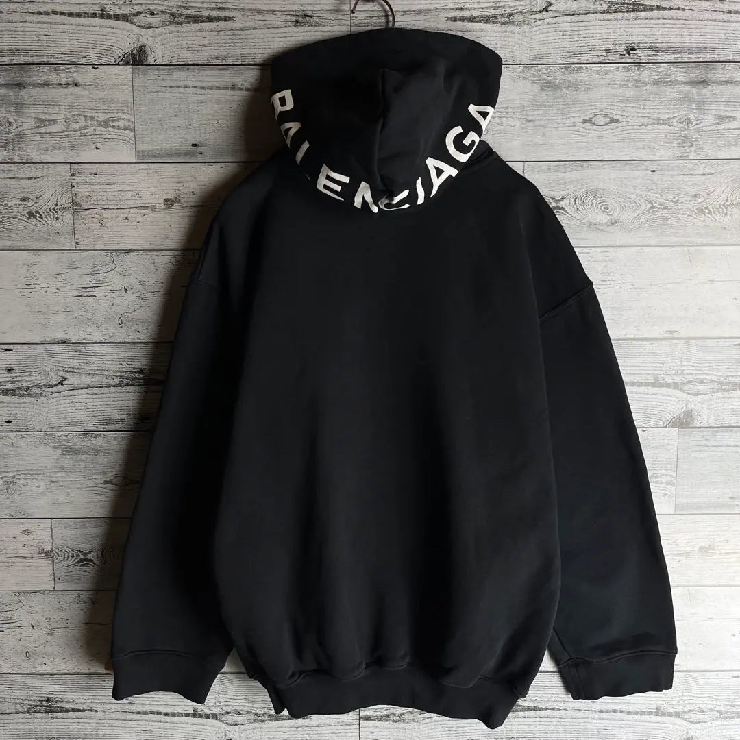 [Popular model] Balenciaga☆ Sweatshirt with hood logo black