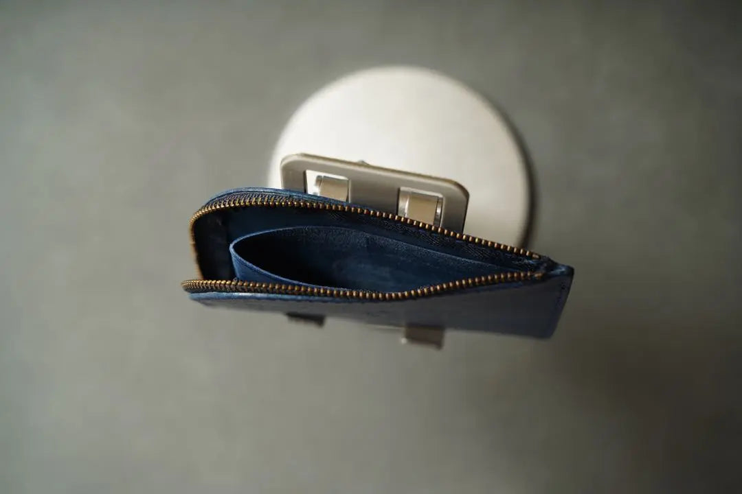 Genuine leather L-shaped wallet, handmade