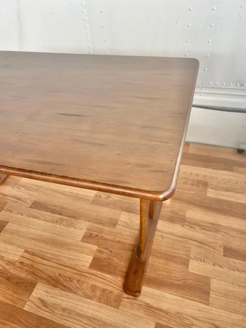 Mesa de comedor elegante Nitori, escritorio hermoso y moderno, estilo antiguo