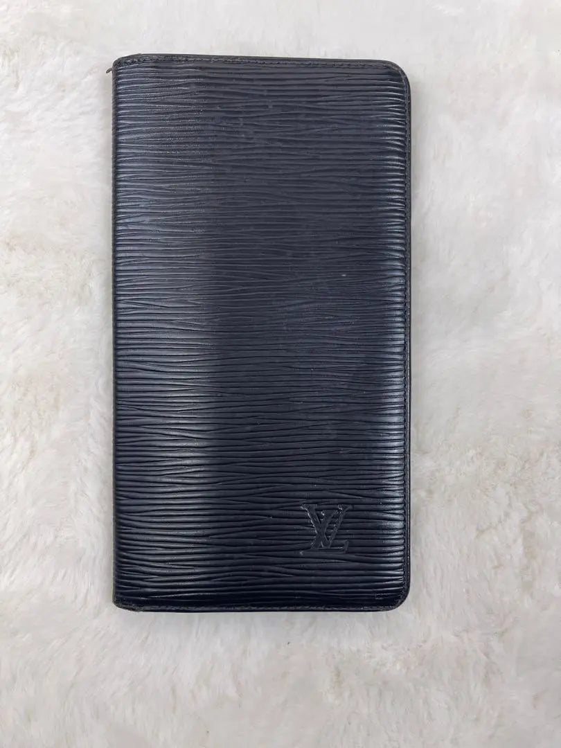 [Sign of use] LOUIS VUITTON Louis Vuitton Epi Long Wallet