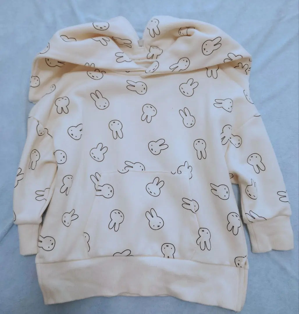 Ropa infantil Juego de 2 sudaderas con capucha Miffy, talla 100 | 子供服 ミッフィー フード付パーカー 2枚セット 100サイズ