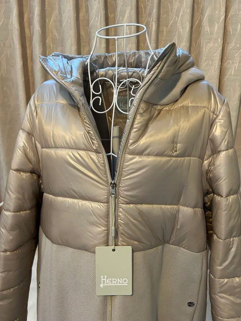 ⭐️Herno ⭐️Herno quilted coat 14A brand new and unused | ⭐️ヘルノ　Herno ⭐️フード付きキルティング コート　14A 新品未使用