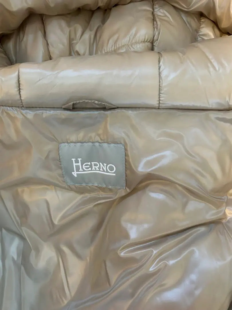 ⭐️Herno ⭐️Herno quilted coat 14A brand new and unused | ⭐️ヘルノ　Herno ⭐️フード付きキルティング コート　14A 新品未使用