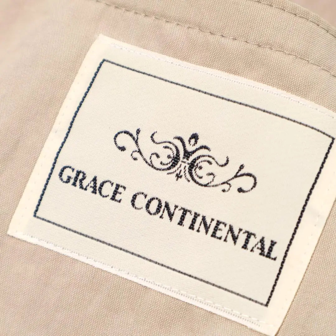 E2640◾️Gabardina con volantes continental Grace￼