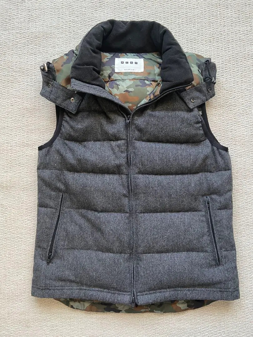 ☆Good condition☆PLST PLST Camouflage pattern down vest☆