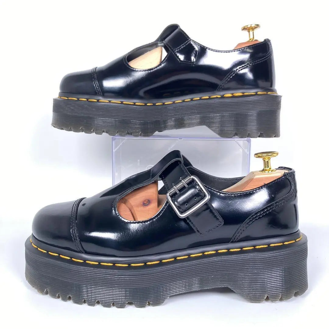 Dr. Martens BETHAN Zapatos de cuero con correa en T ultra gruesa y cinturón en color negro