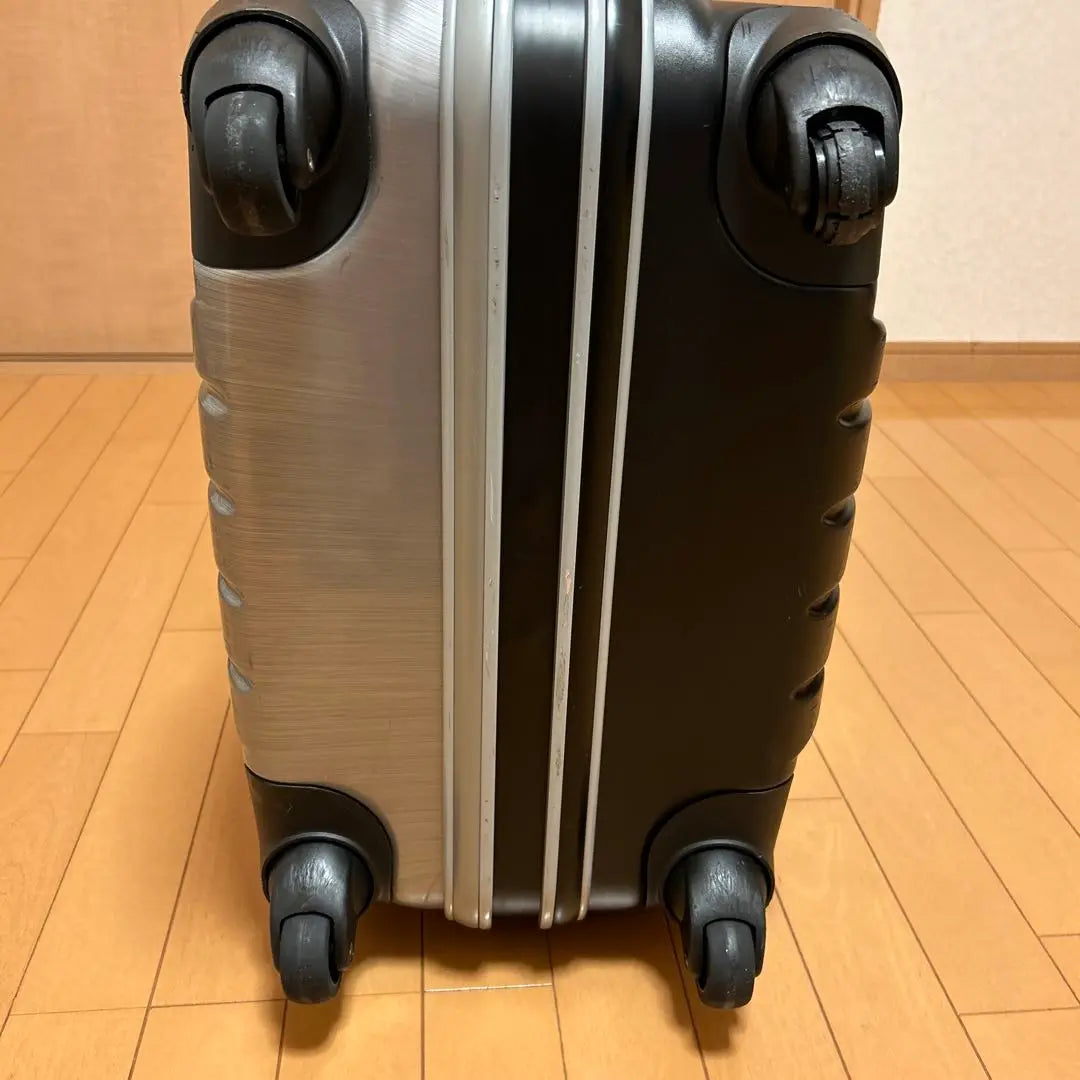 A1-8 mendoza large carry bag suitcase