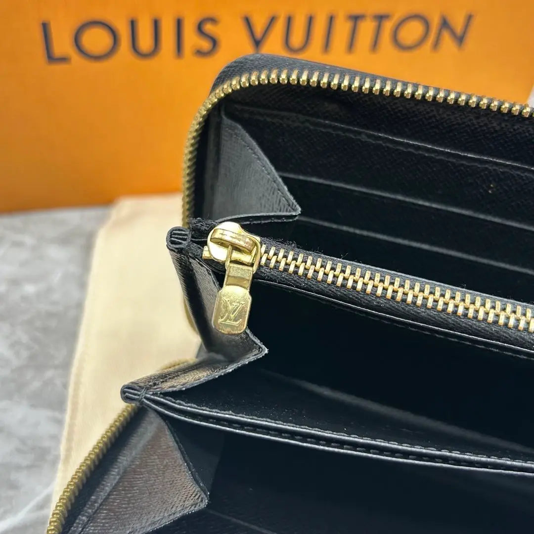 LOUIS VUITTON Limited Edition Zippy Wallet Monogram with Certificate of Authenticity