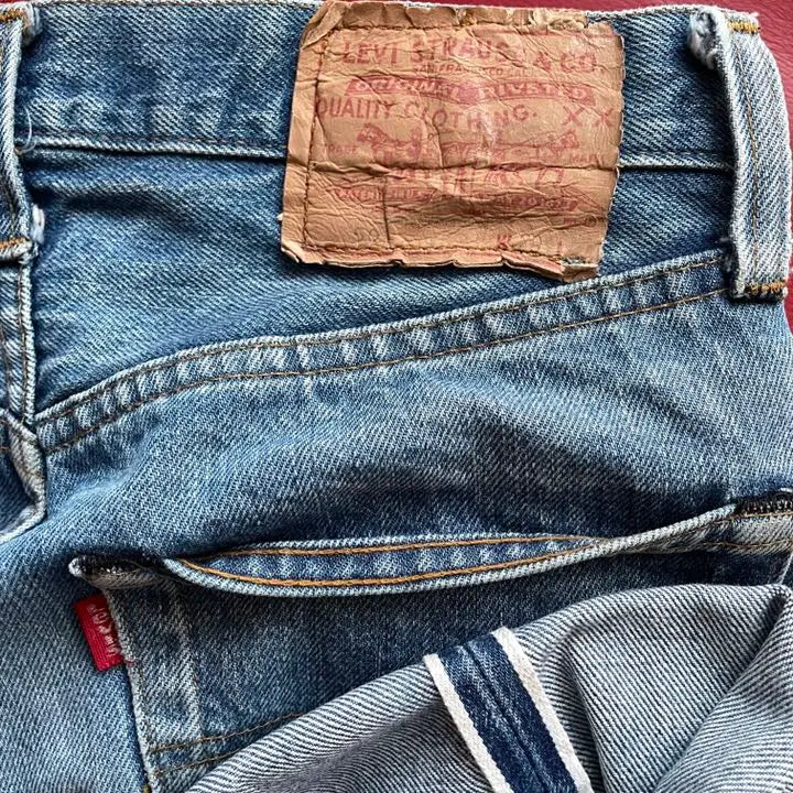 80'S⭕️ Levi's 501 Red ear ⭕️ Made in 1982 ⭕️ W29