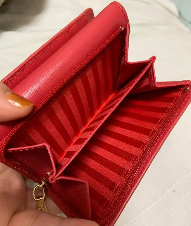 [Samantha Thavasa] Valentine's Style Red Folding Wallet