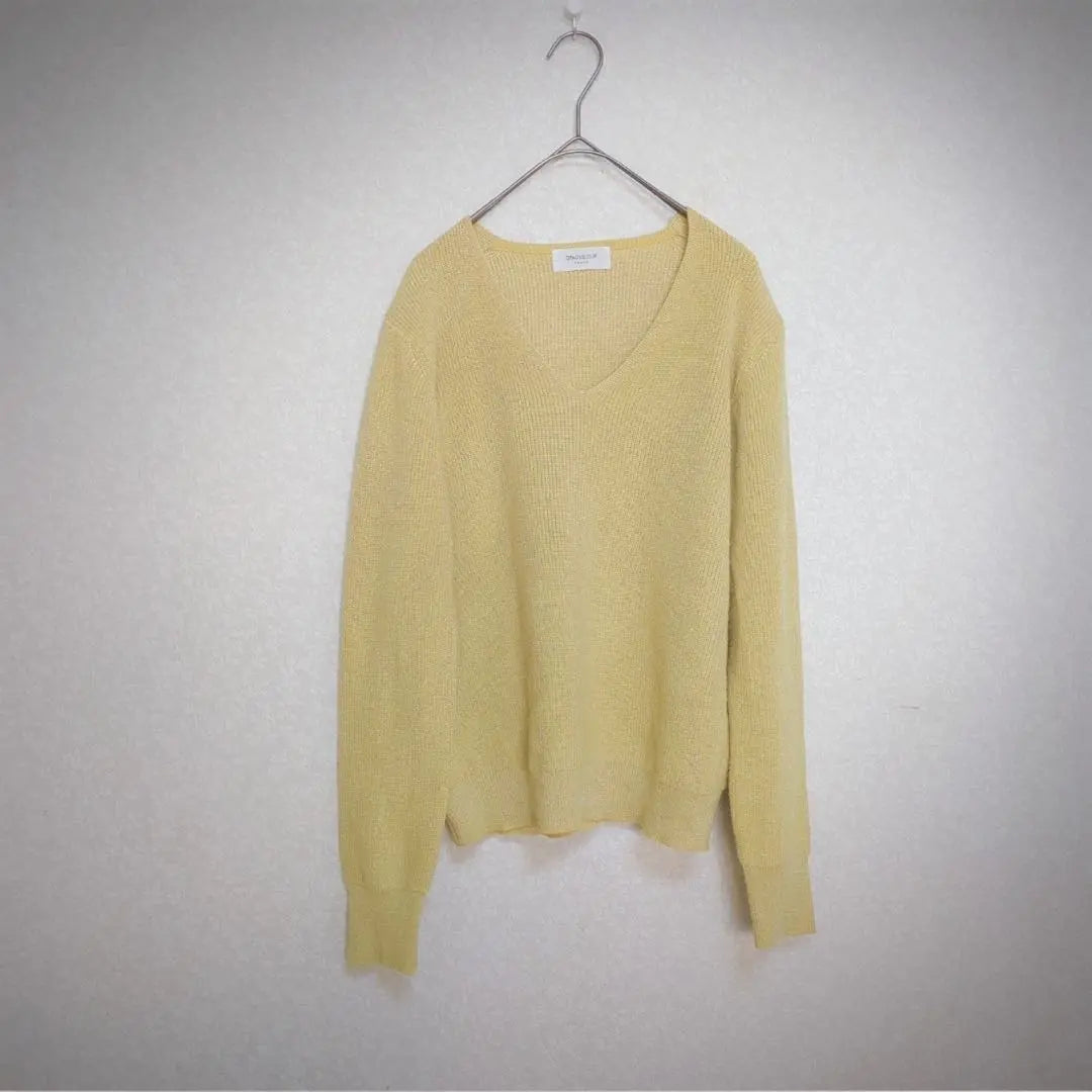 Opaque.clip Lamenite manga larga amarillo casual cuello en v | OPAQUE.CLIP ラメニット 長袖 イエロー カジュアル Vネック