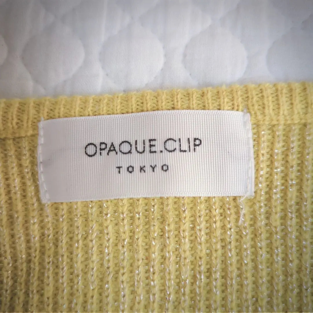 Opaque.clip Lamenite manga larga amarillo casual cuello en v | OPAQUE.CLIP ラメニット 長袖 イエロー カジュアル Vネック