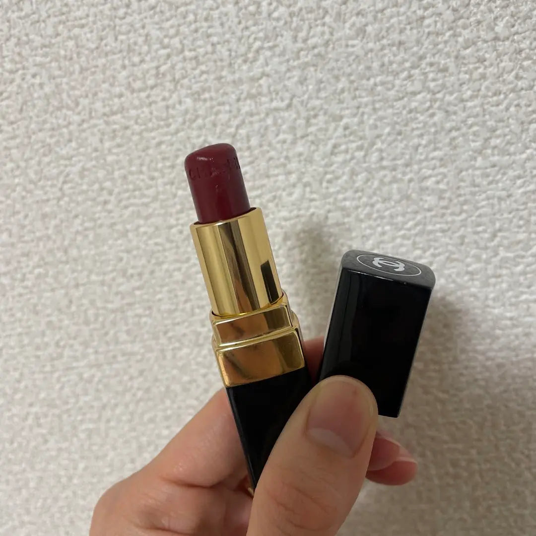 CHANEL lápiz labial rojo ROUGE COCO 470 | CHANEL 口紅 赤 ROUGU COCO 470