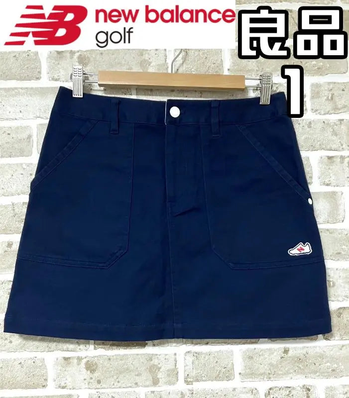 Good condition New Balance Golf Women's Skirt Size 1 Navy Sneakers