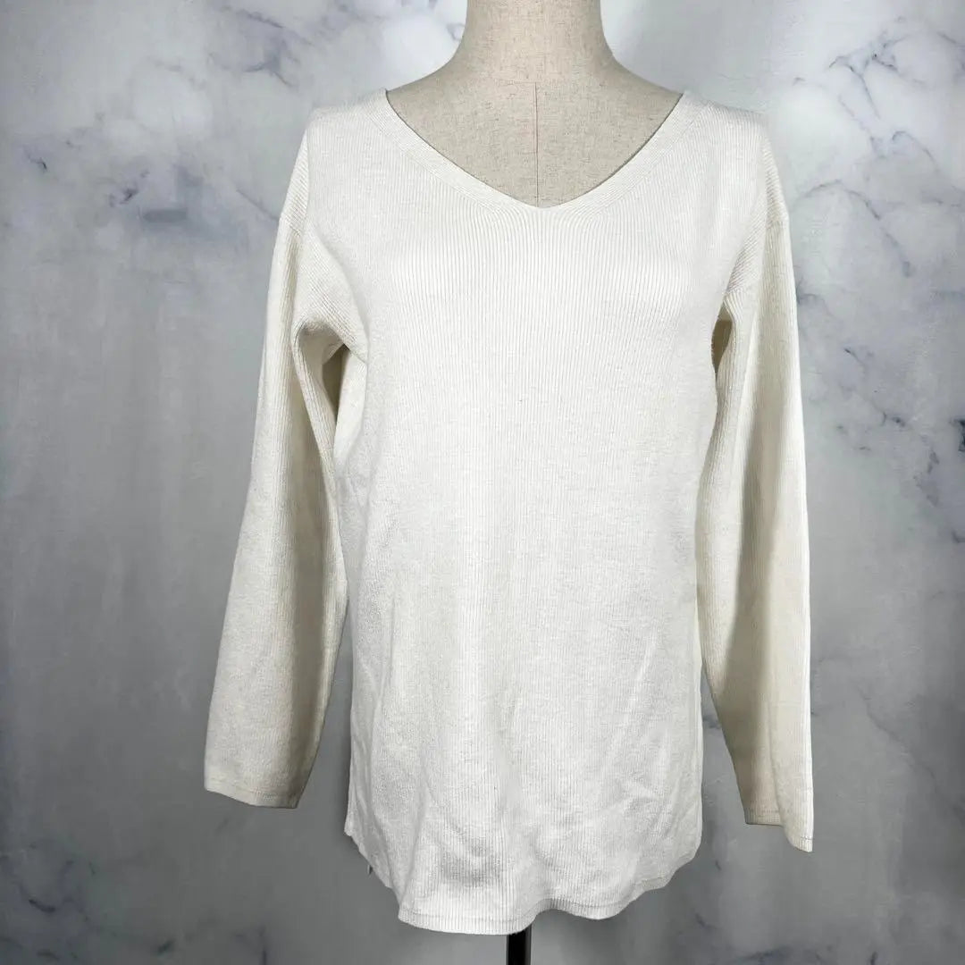 ★ Plus V Neck Long Sleeve Rib Cut Saw White White M